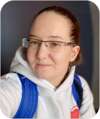 Оля Логунова