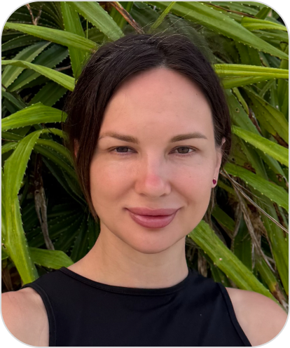 Яна Мещанинова 